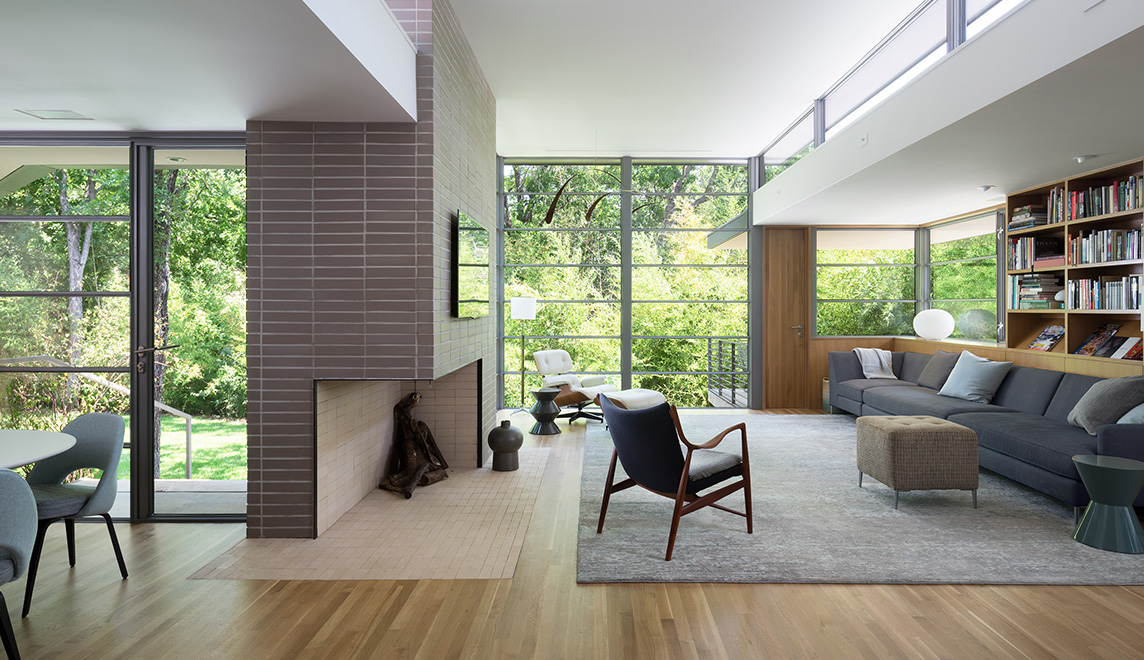 Transforming Spaces with Steel Windows and Doors - MHB SL30 ISO Villa USA